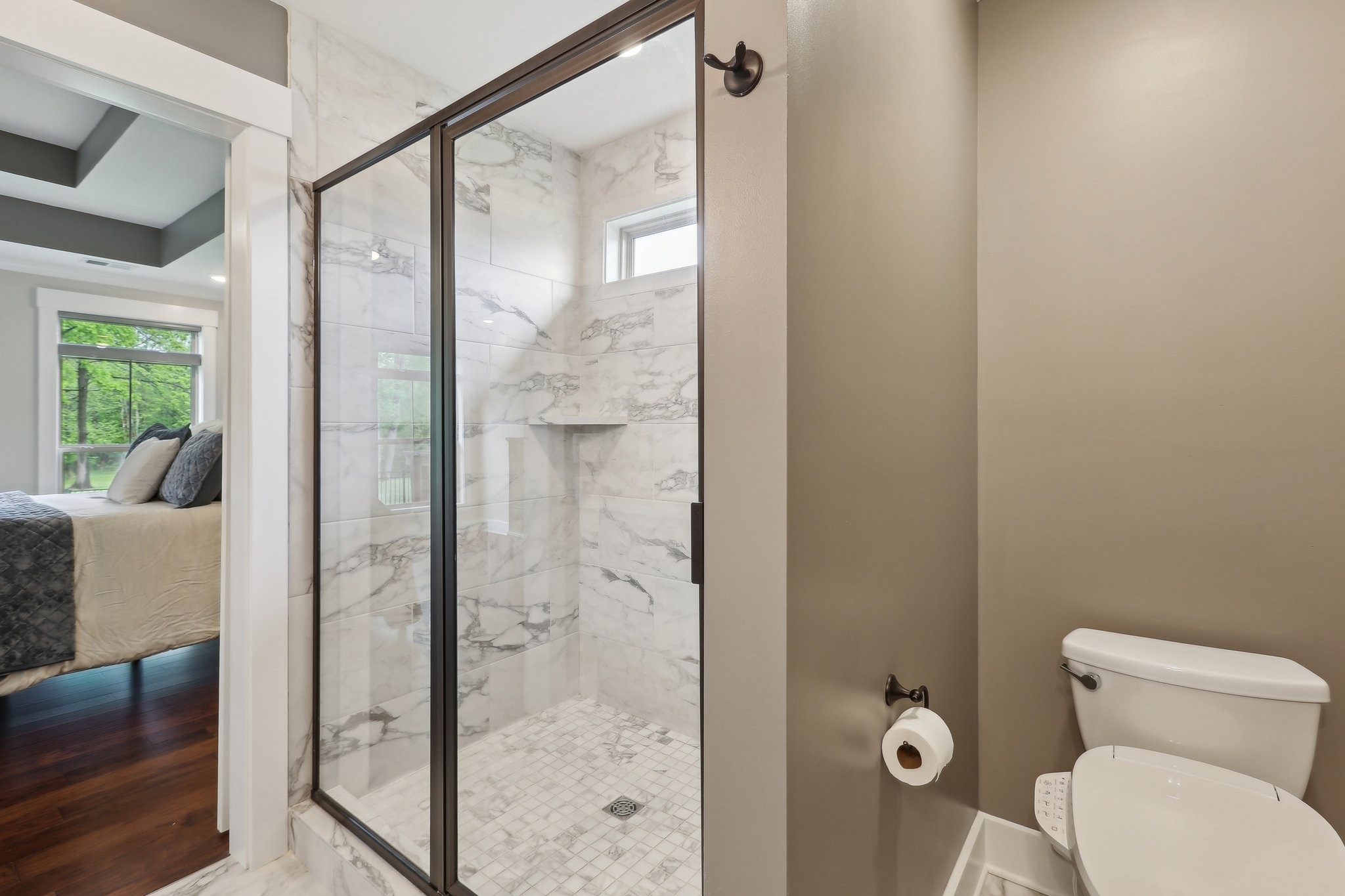 Clarksville, Tennessee 37043, United States, 3 Bedrooms Bedrooms, ,2 BathroomsBathrooms,Residential,Pending,119098