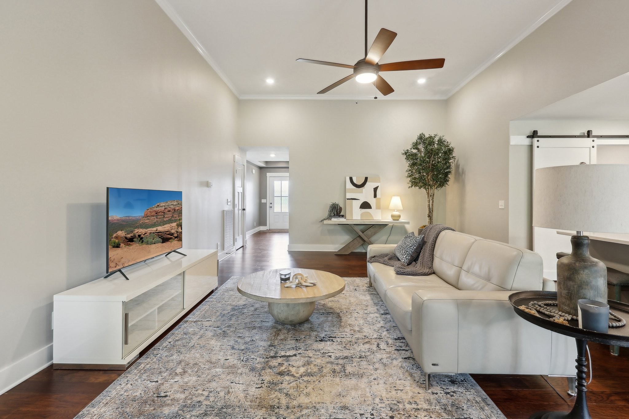 Clarksville, Tennessee 37043, United States, 3 Bedrooms Bedrooms, ,2 BathroomsBathrooms,Residential,Pending,119098