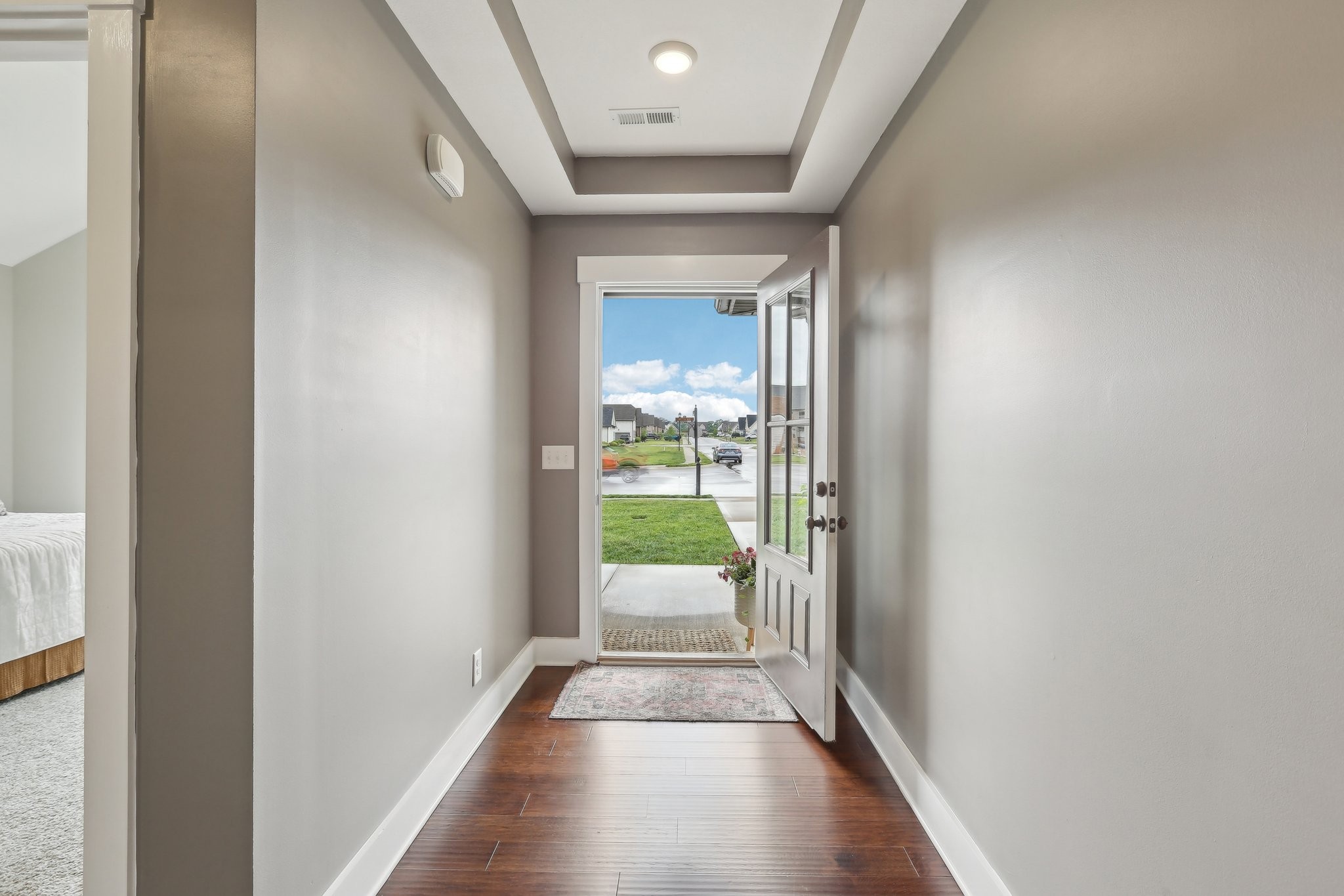 Clarksville, Tennessee 37043, United States, 3 Bedrooms Bedrooms, ,2 BathroomsBathrooms,Residential,Pending,119098