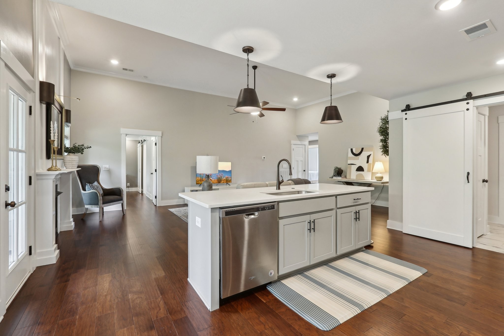 Clarksville, Tennessee 37043, United States, 3 Bedrooms Bedrooms, ,2 BathroomsBathrooms,Residential,Pending,119098