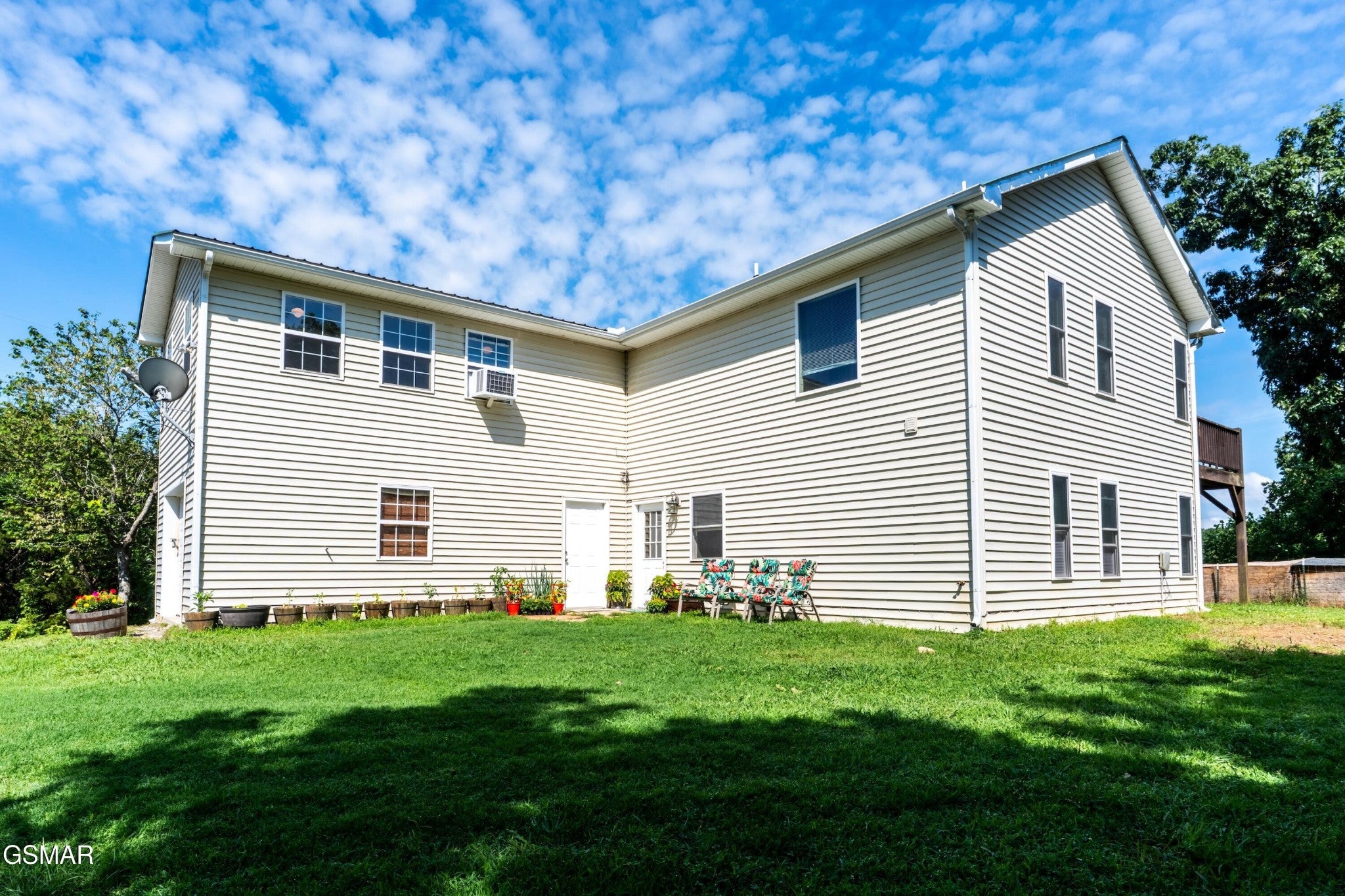 1225 Paradise Lane