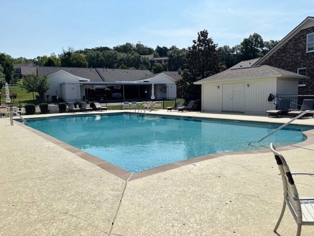 7063 Sunrise Cir