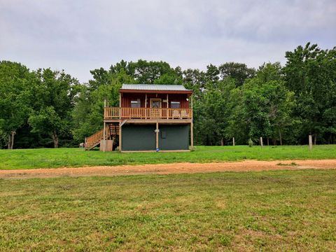 194 Creekside Ln Westpoint TN 38486