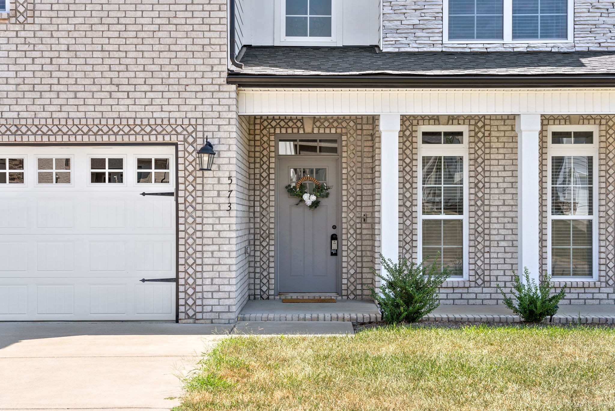 Clarksville, Tennessee 37043, United States, 4 Bedrooms Bedrooms, ,3 BathroomsBathrooms,Residential,Active,14676