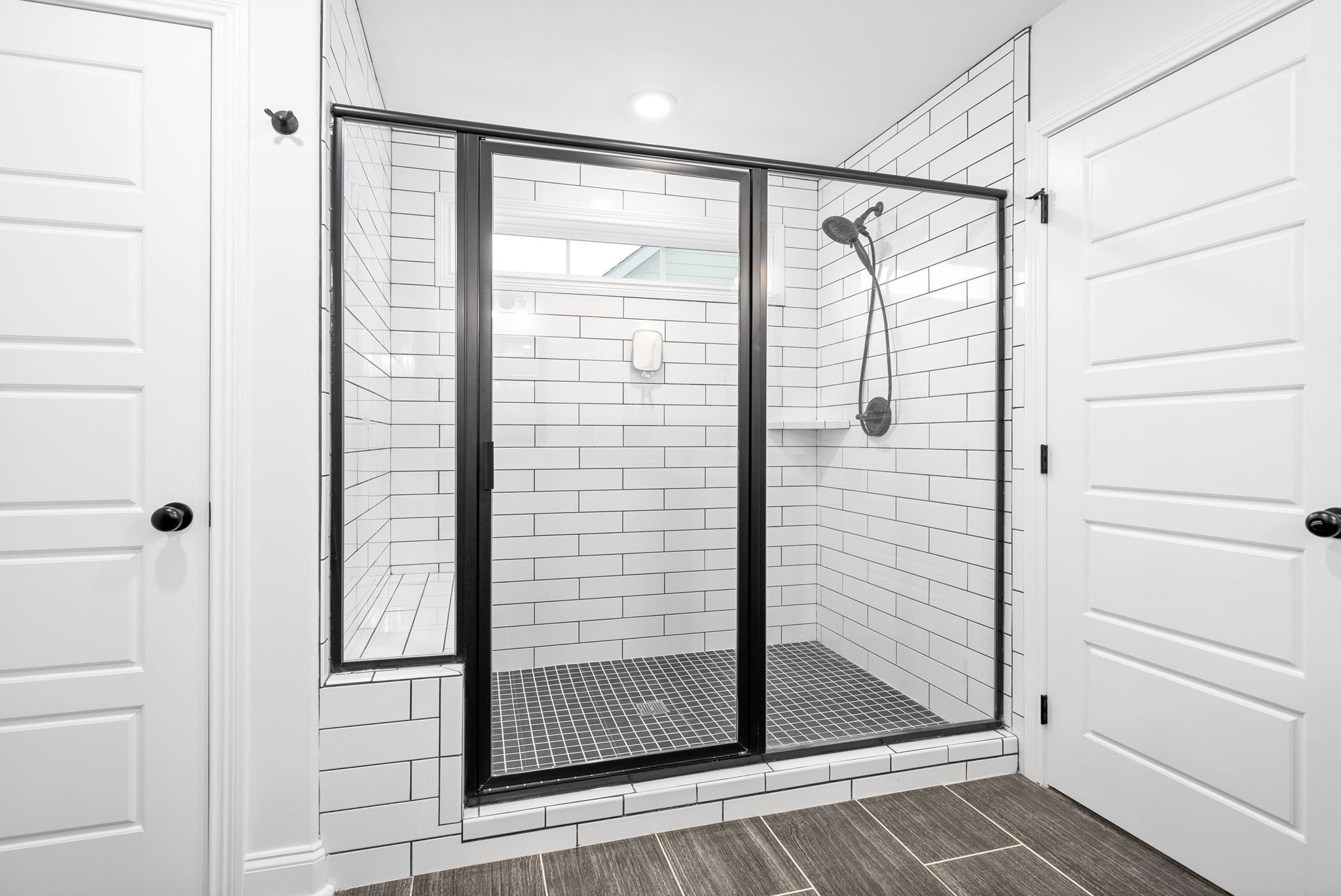 Clarksville, Tennessee 37043, United States, 4 Bedrooms Bedrooms, ,3 BathroomsBathrooms,Residential,Active,14676