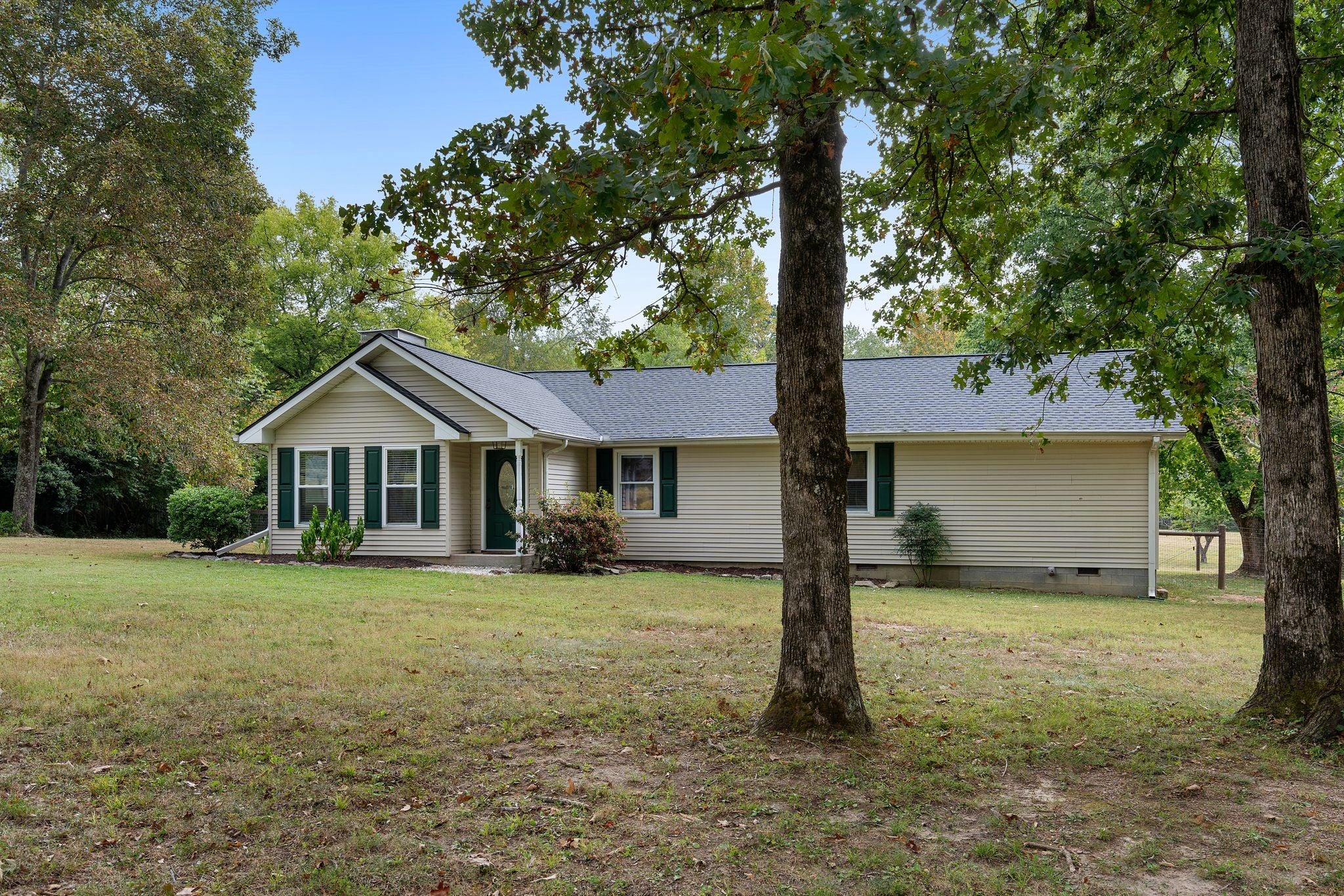 7283 Kingston Rd