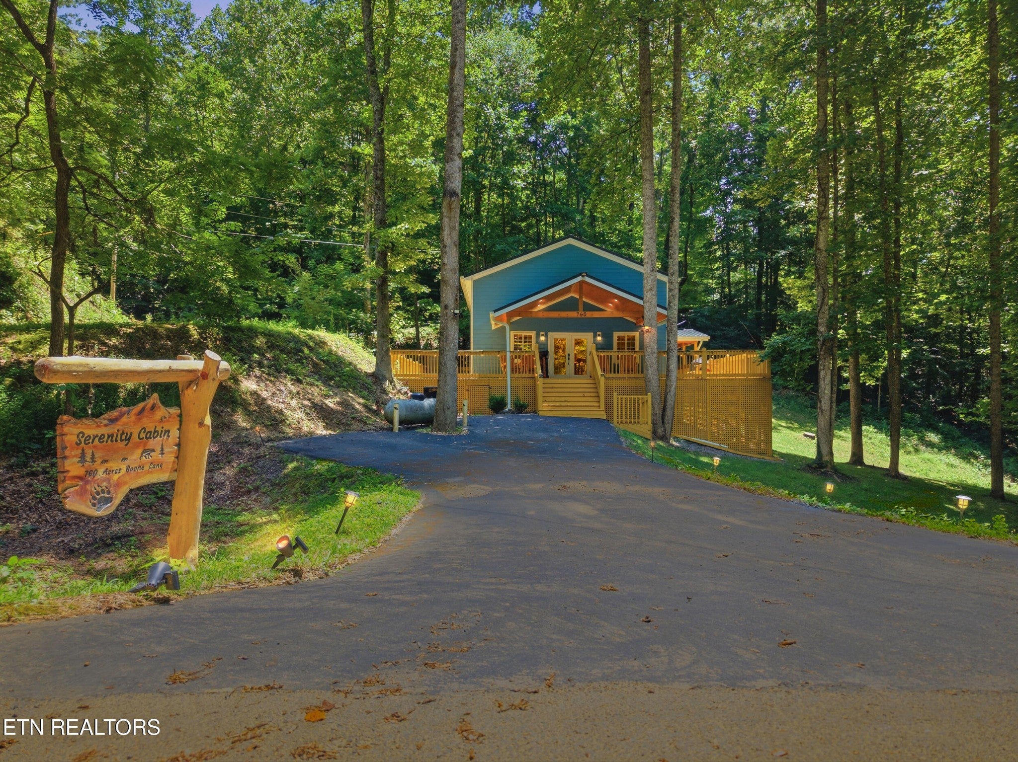 760 Boone Acres Lane