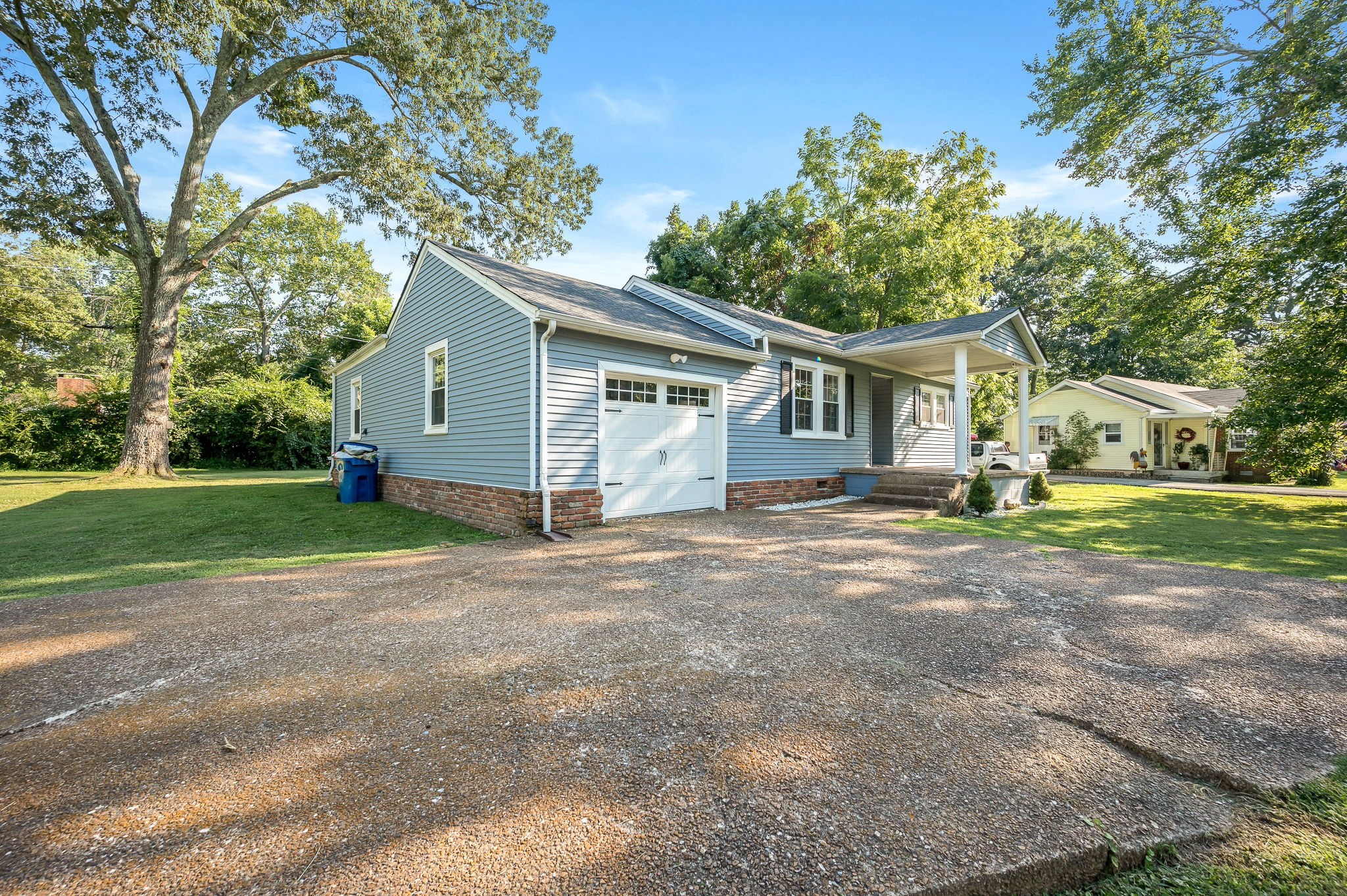 1116 Woodland Dr