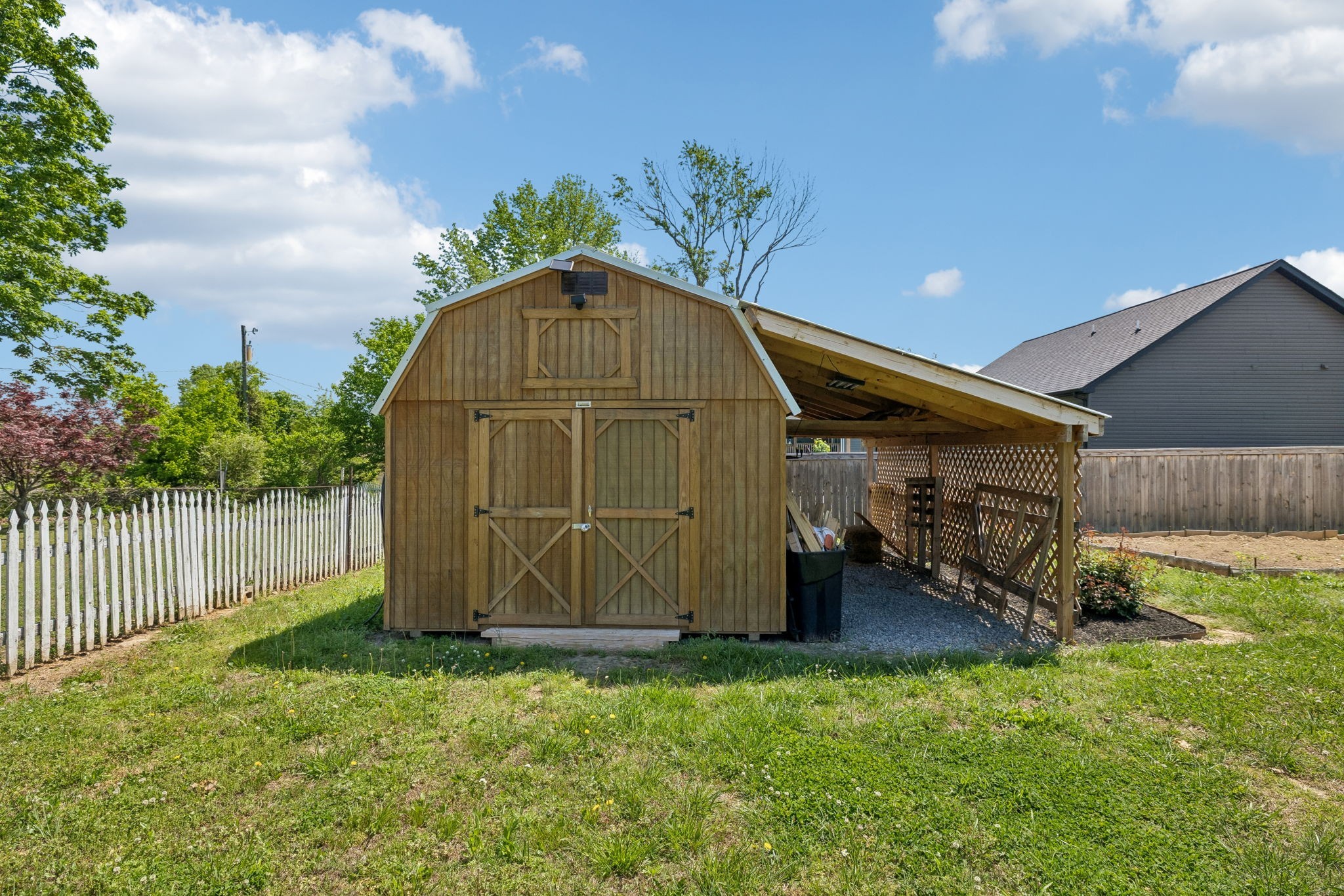 1180 Shaylee Dr