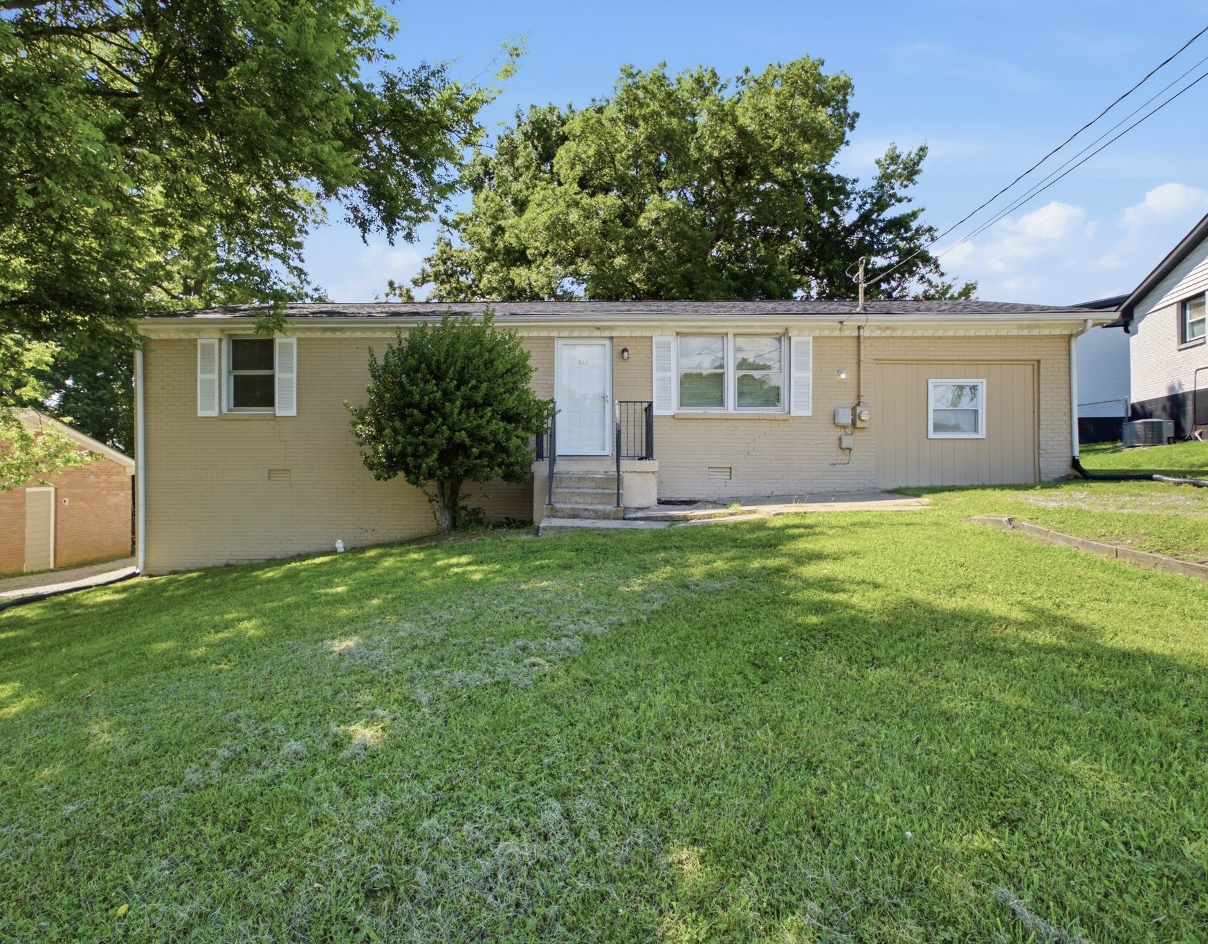 Photo 1 of 20 — 311 Janette Ave, Goodlettsville, TN 37072