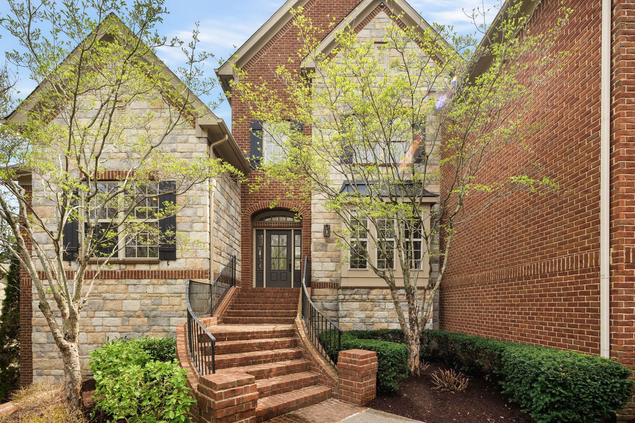 102A Hurstbourne Park Blvd