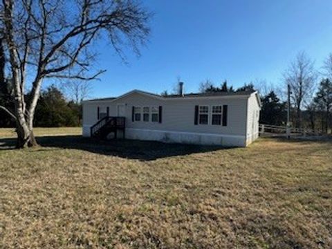 1910 Holloway Rd Lebanon TN 37090