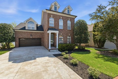 Photo of 1046 Isaac Franklin Dr, Gallatin, TN 37066 (MLS # 3178623)
