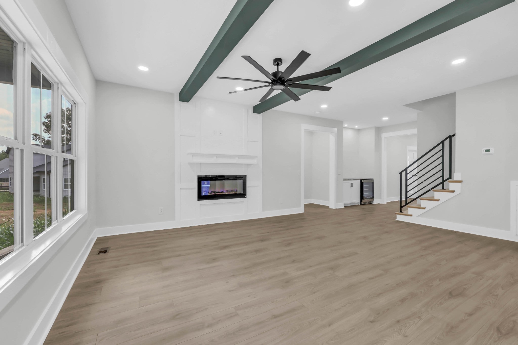 1717 Powell Rd