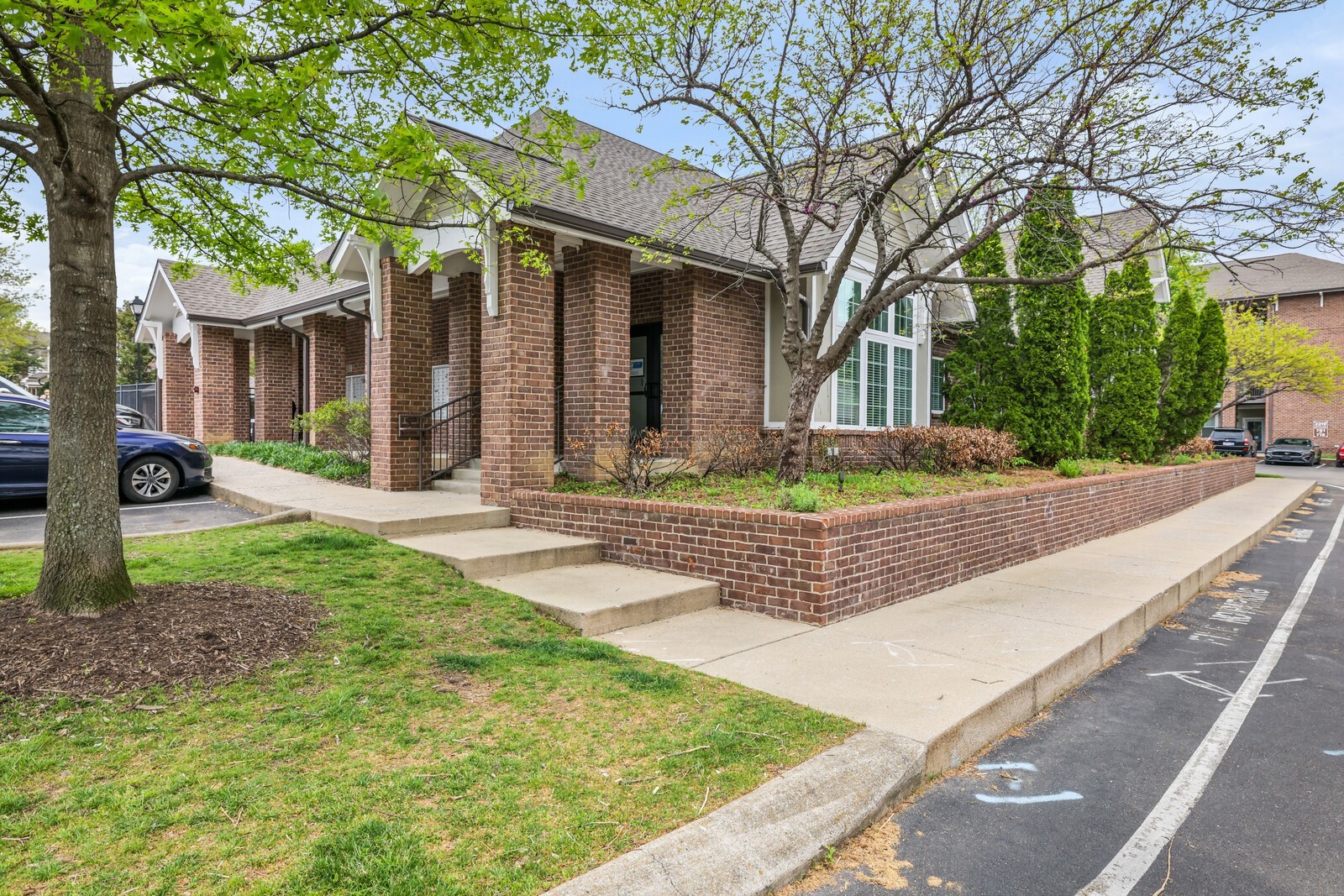 2310 Elliott Ave 826