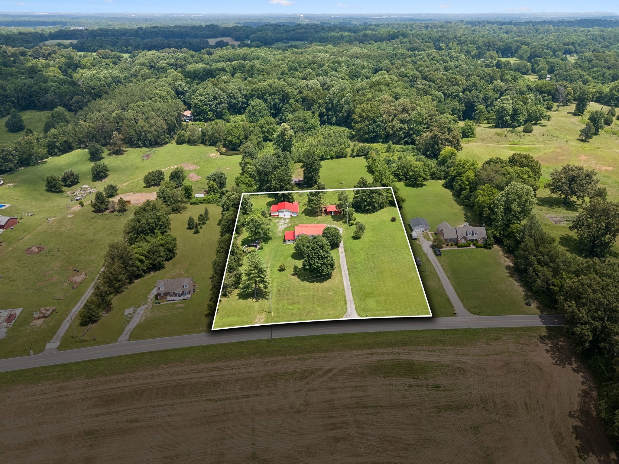 827 Tommy Oliver Rd