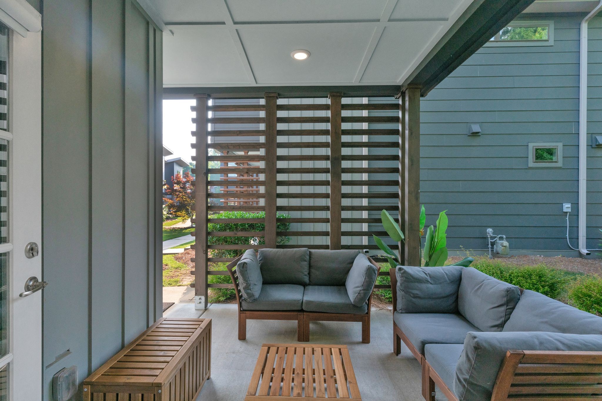 2522 Colbert Dr