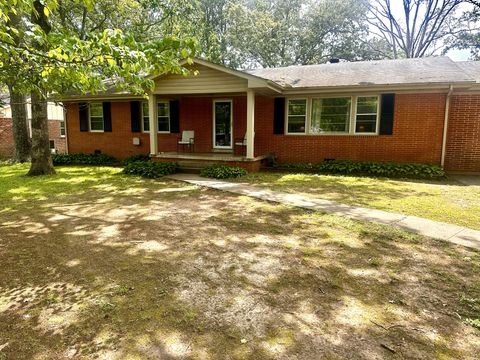 303 Old Fort St Tullahoma TN 37388