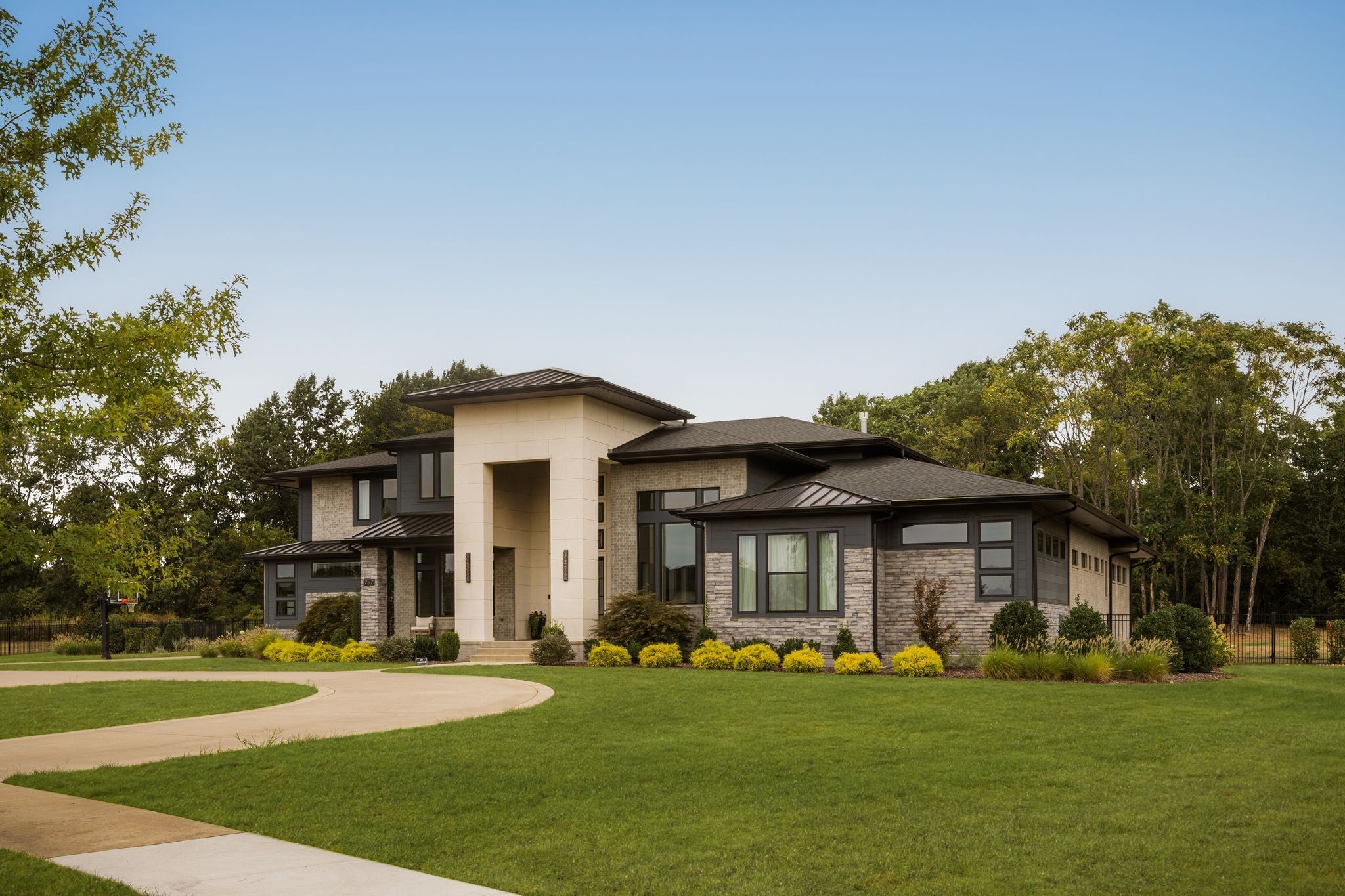 1292 Broad Oaks Dr