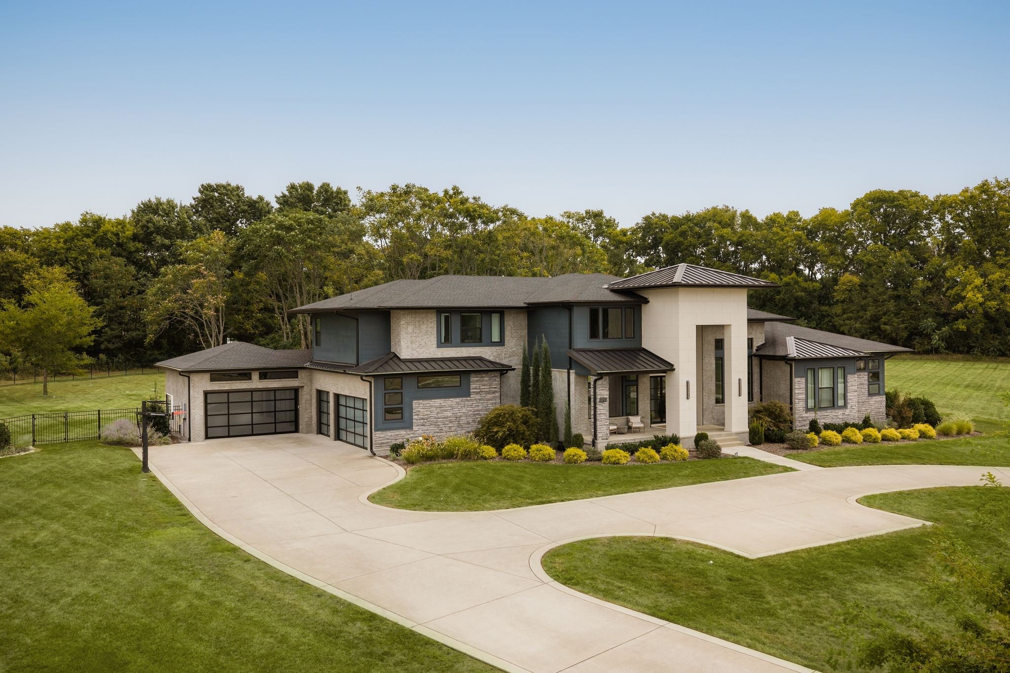 1292 Broad Oaks Dr