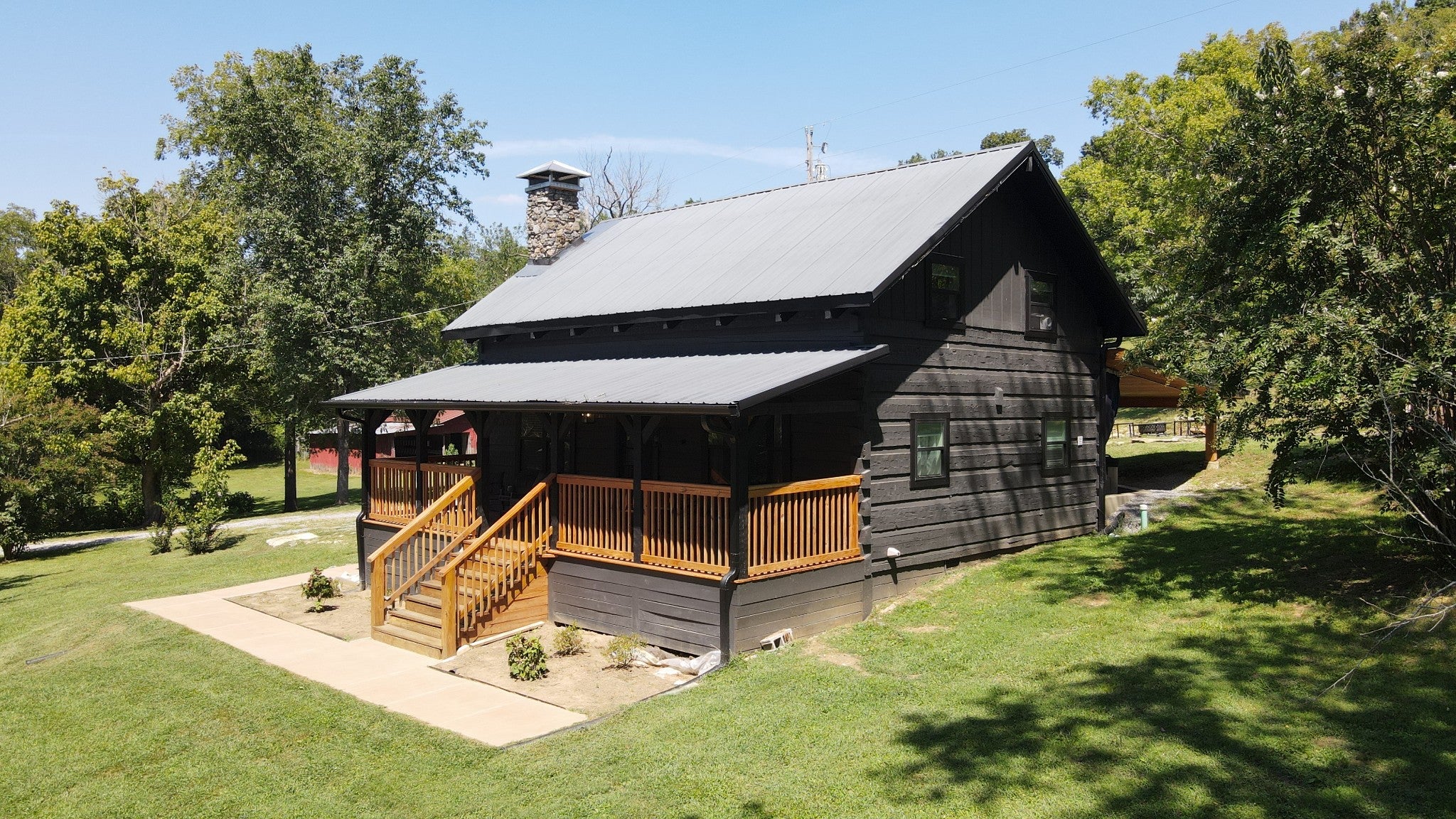 648 Cummings Ln