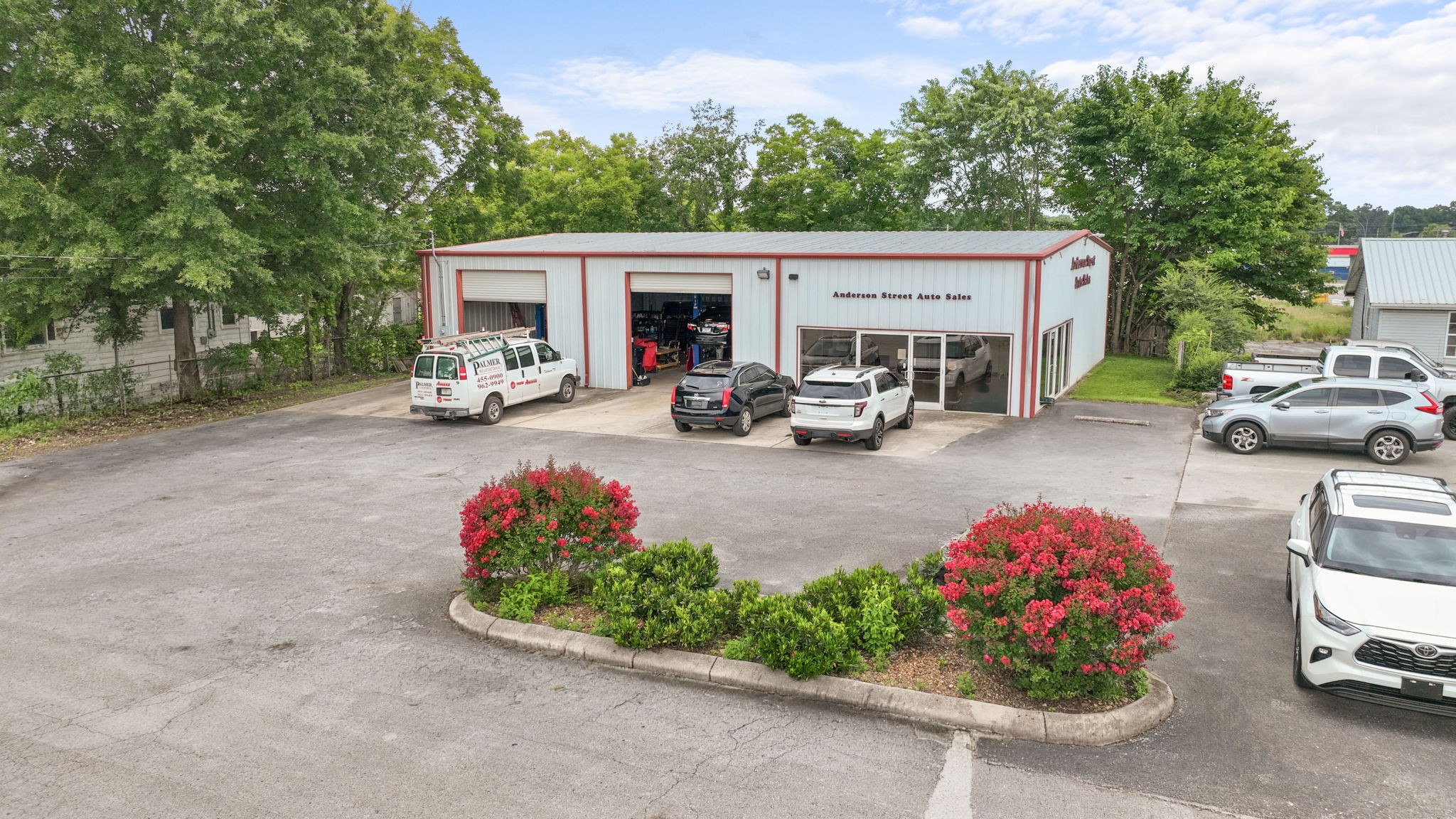 Photo 1 of 35 — 612 S Anderson St, Tullahoma, TN 37388