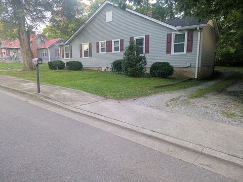 305 E Park Ave 305 and 307 Gallatin TN 37066