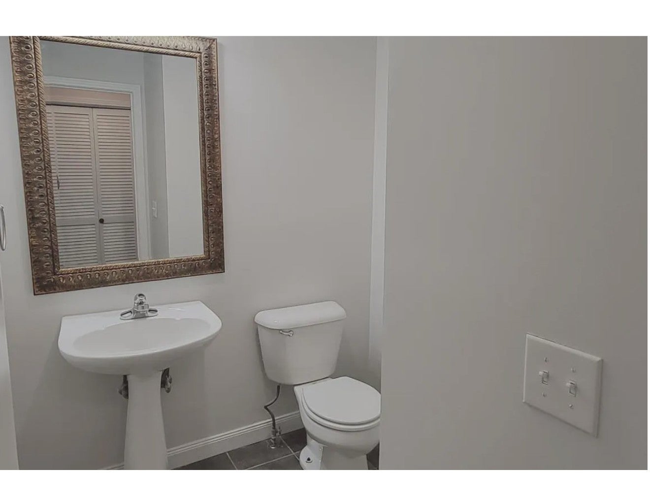 2-bed home for sale in Nashville, TN 37214, 301 Hickory Pl 301 Hickory Pl, Nashville TN 37214 2-bed home, photo 4 of 14
