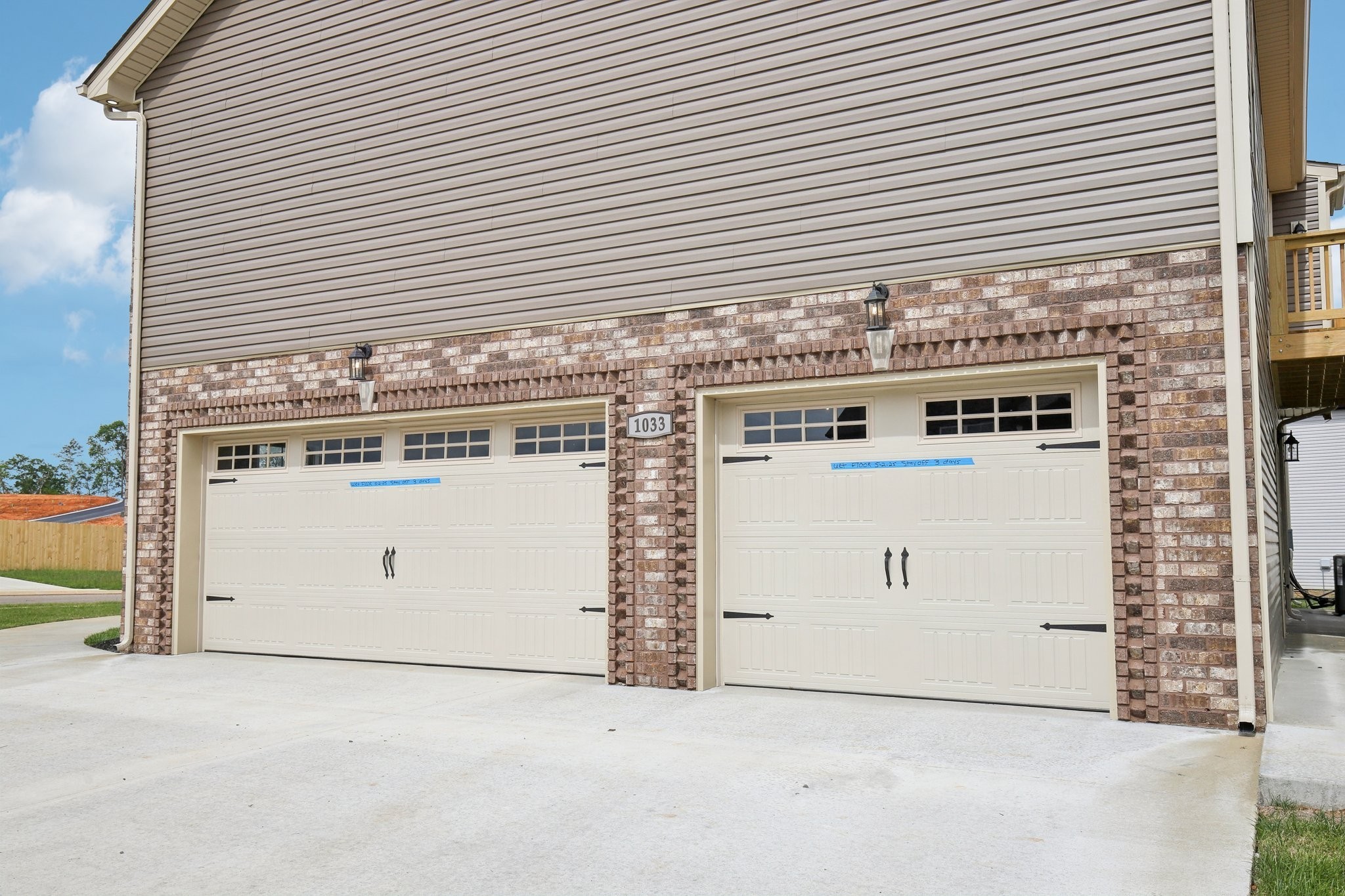 Clarksville, Tennessee 37040, United States, 5 Bedrooms Bedrooms, ,3 BathroomsBathrooms,Residential,Active,210146