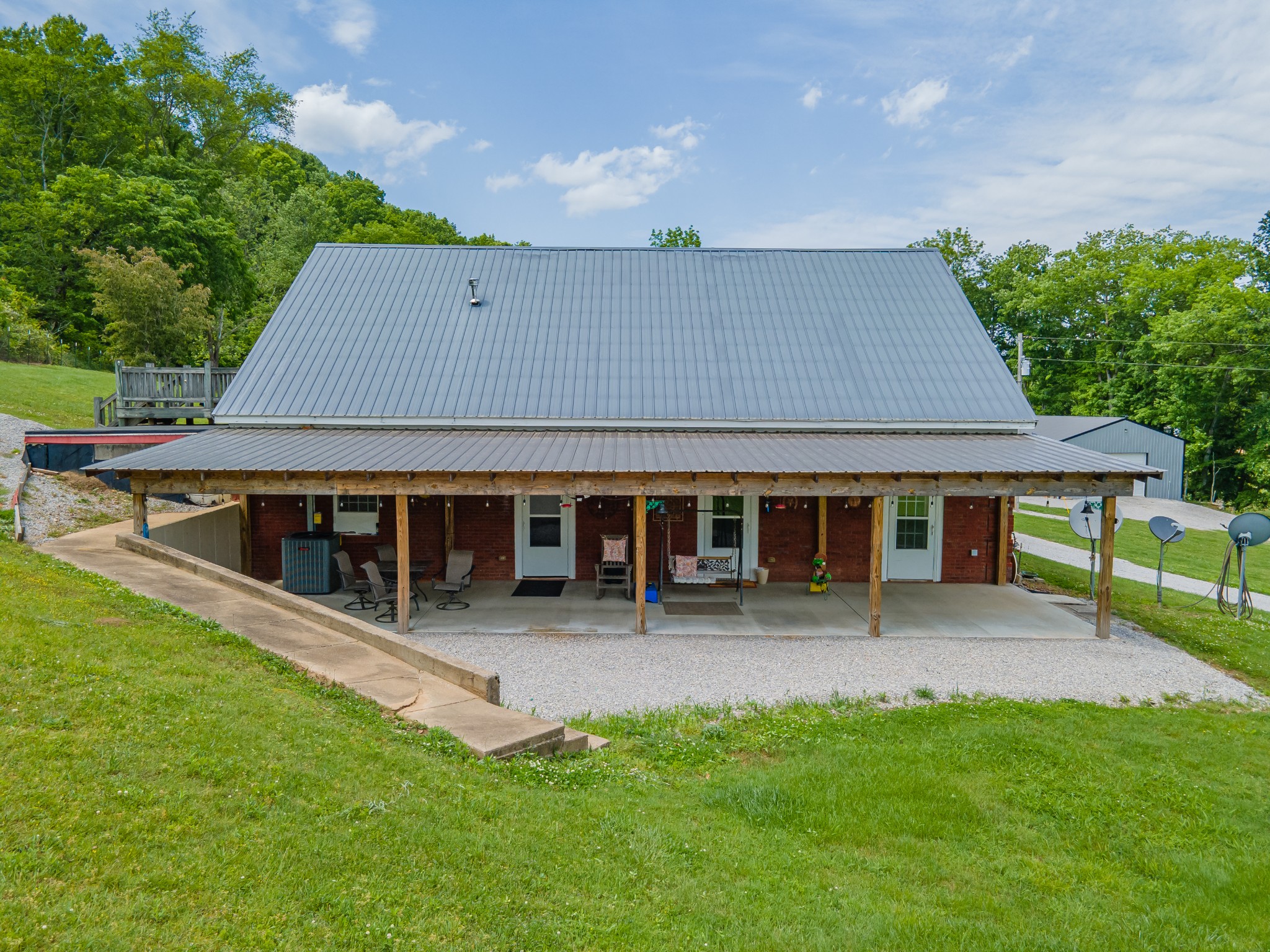 14035 Campbellsville Rd