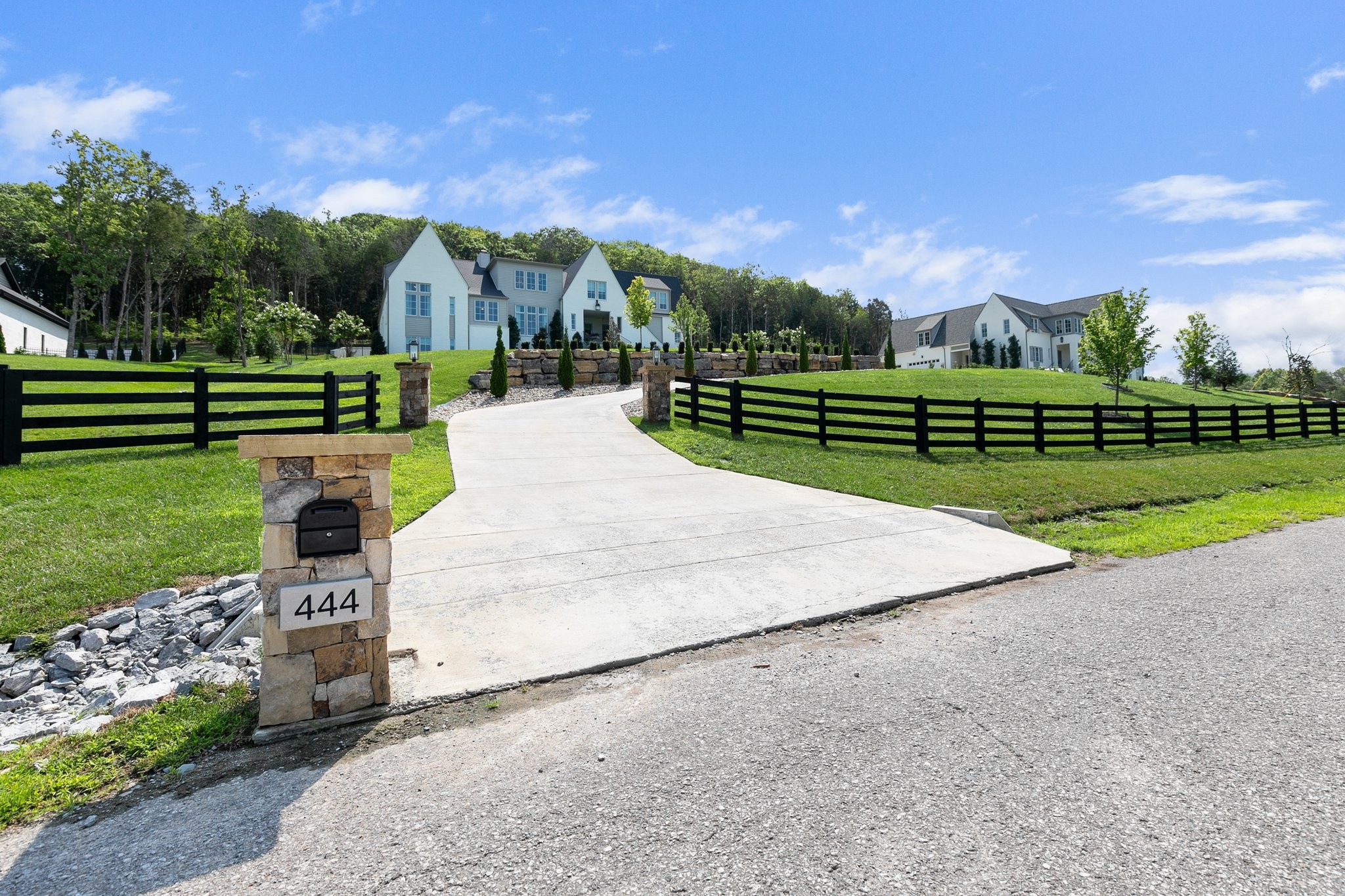 View Brentwood, TN 37027 house