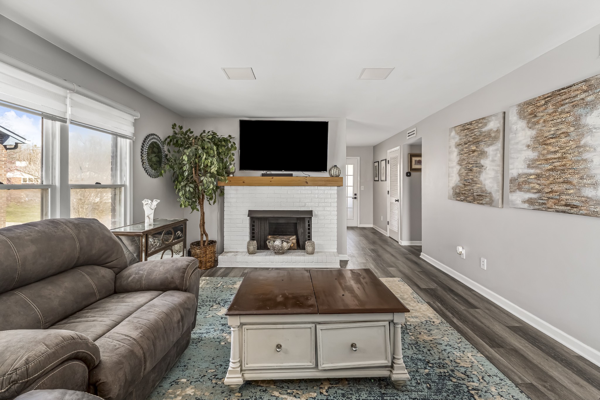 312 Westfield Dr