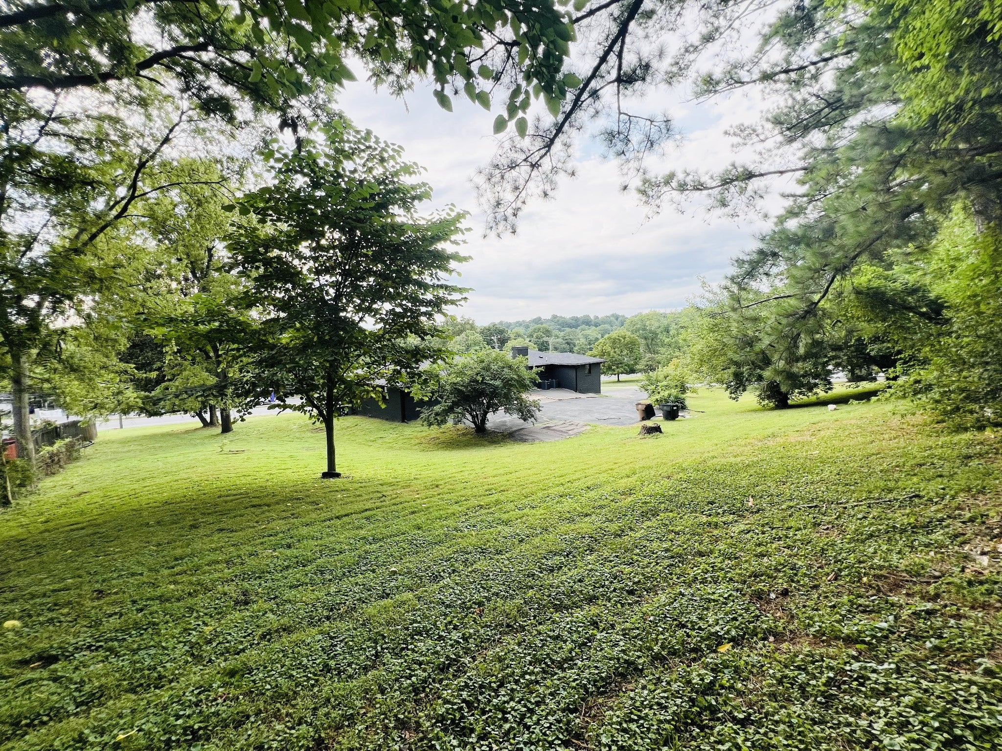 340 Lawndale Dr
