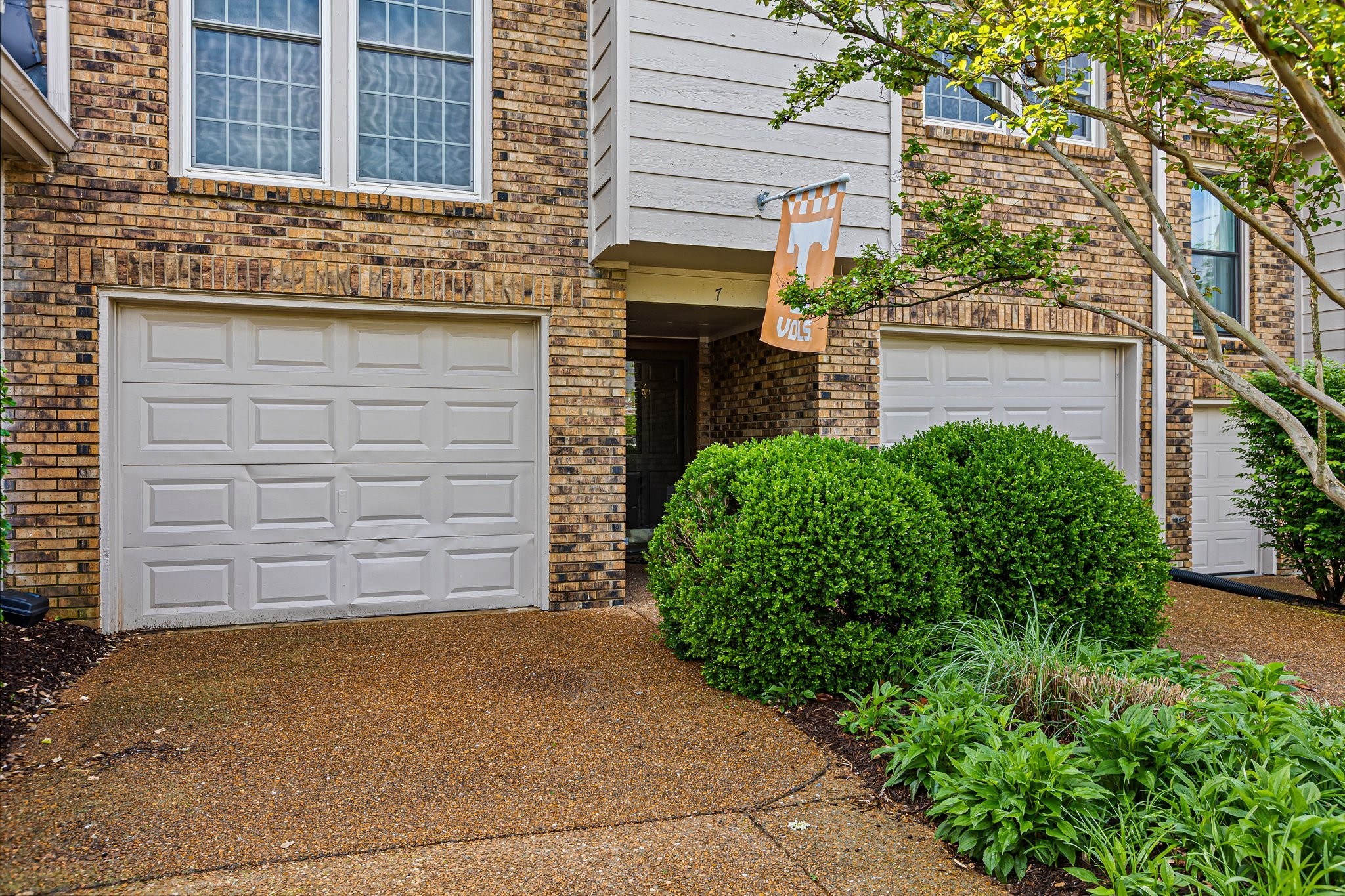 401 Bowling Ave 7