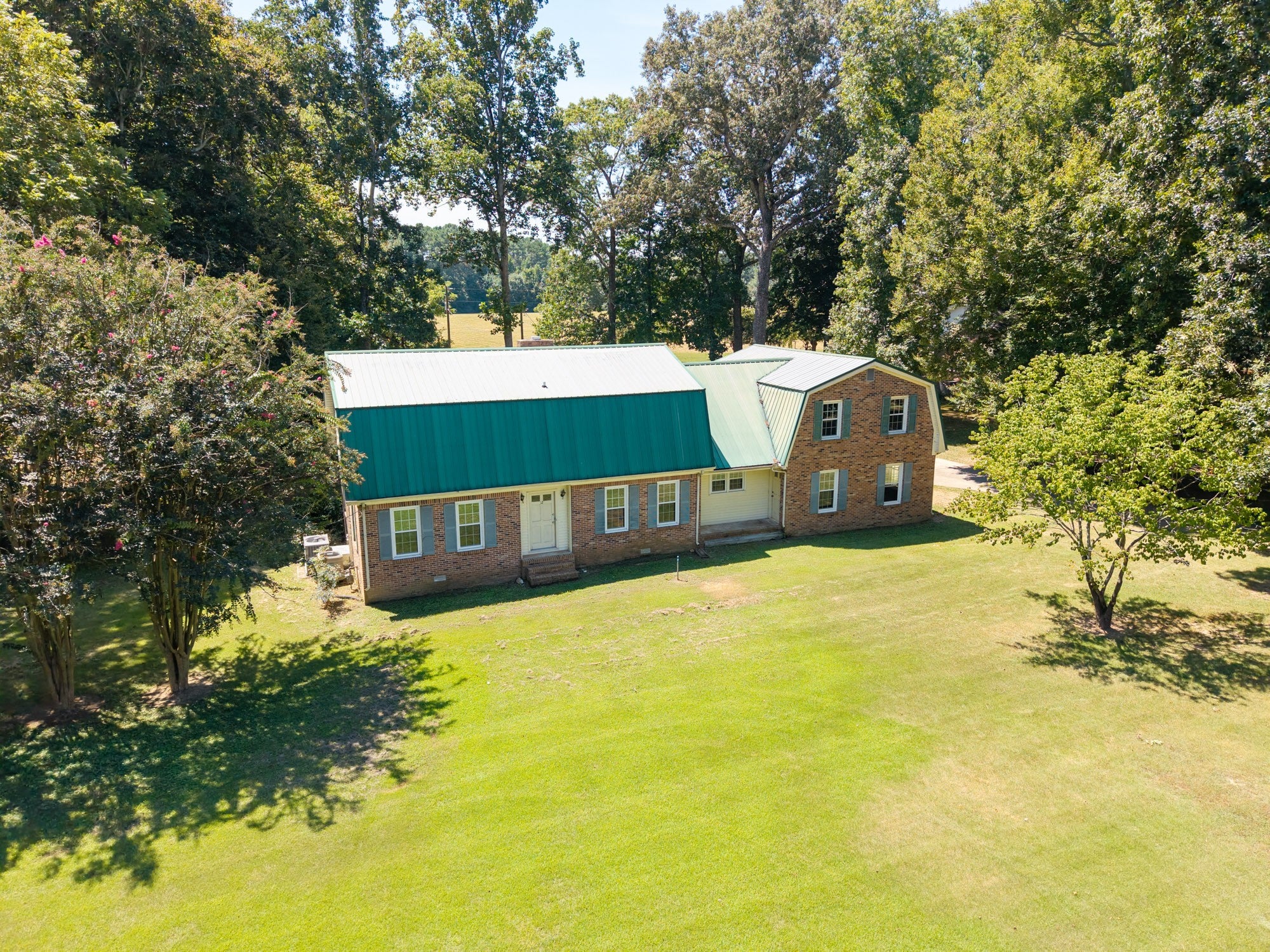 12 Hancock Rd