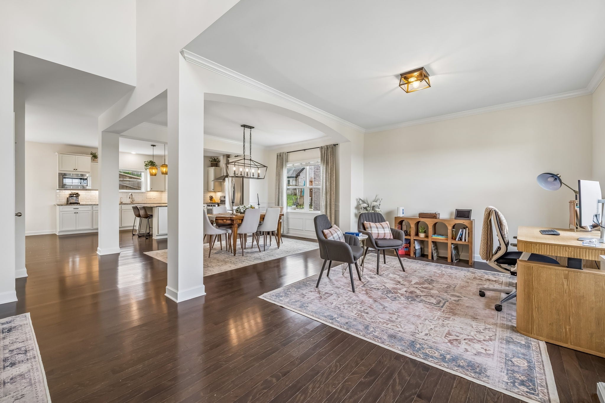118 Manor Way