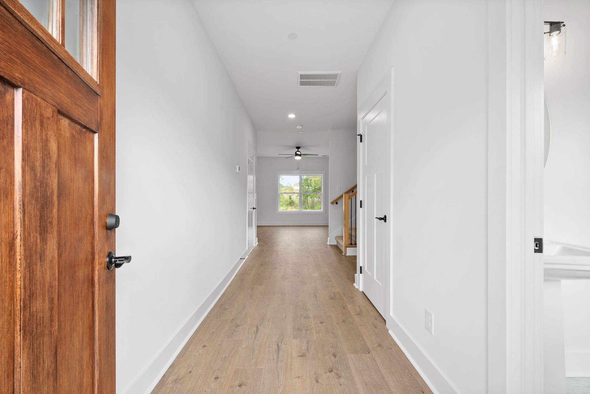 1048 Fox Dr