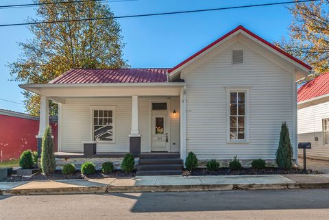 209 W 13th St Columbia TN 38401