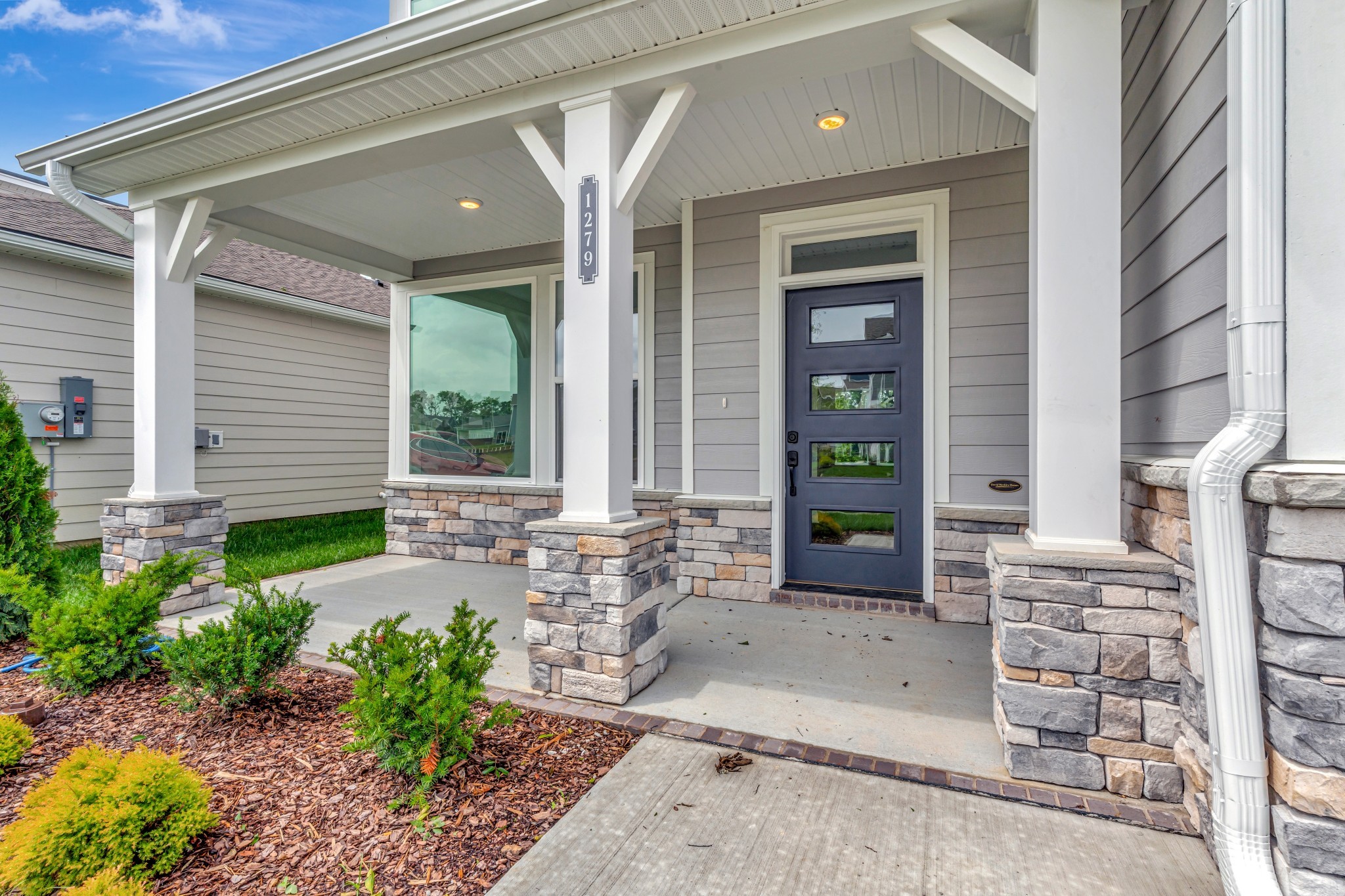 1279 Linn Cove Ct