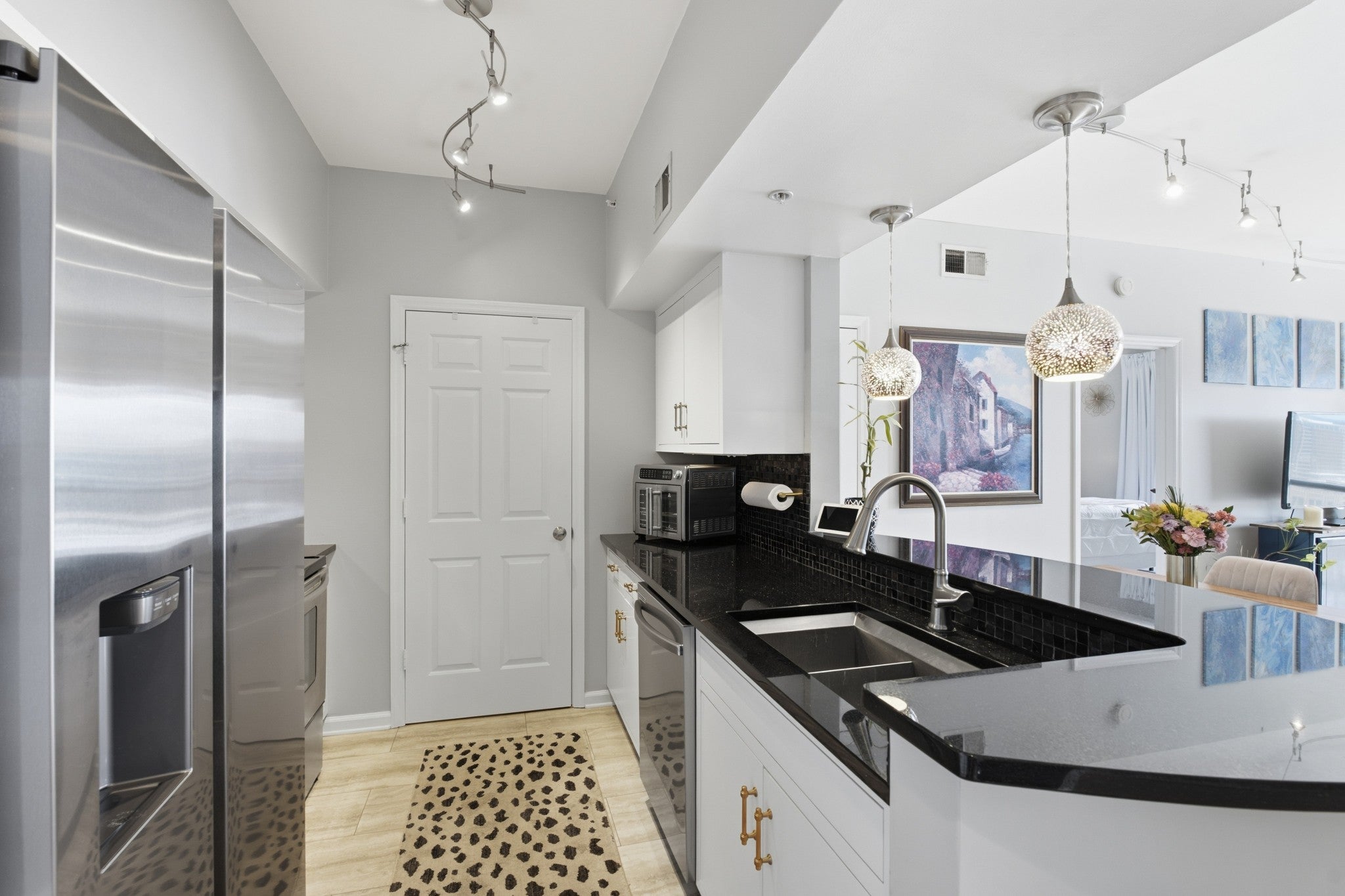 555 Church St 2206 - home for sale