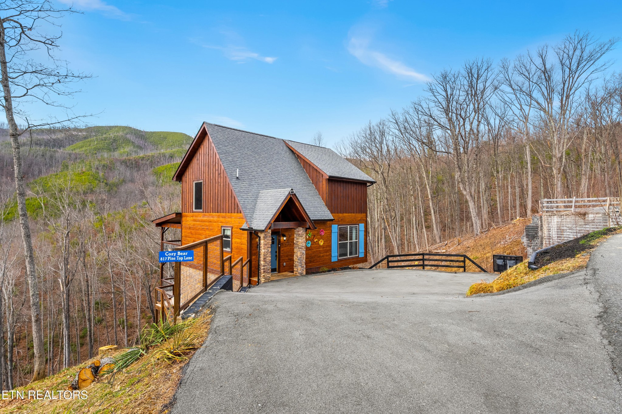 817 Pine Top Lane