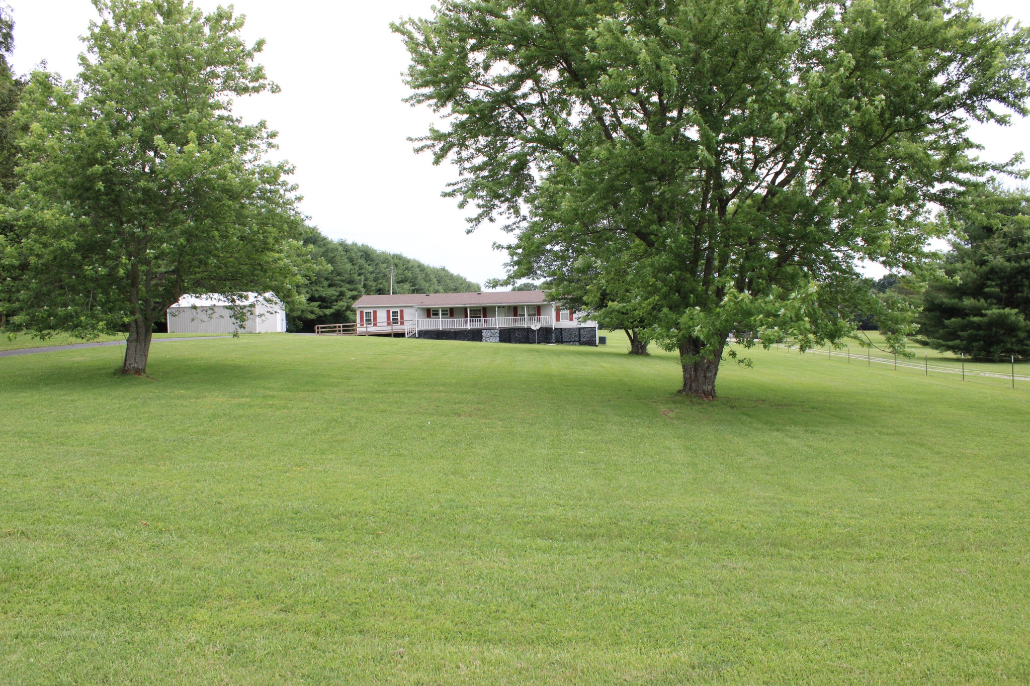 View Portland, TN 37148 mobile home