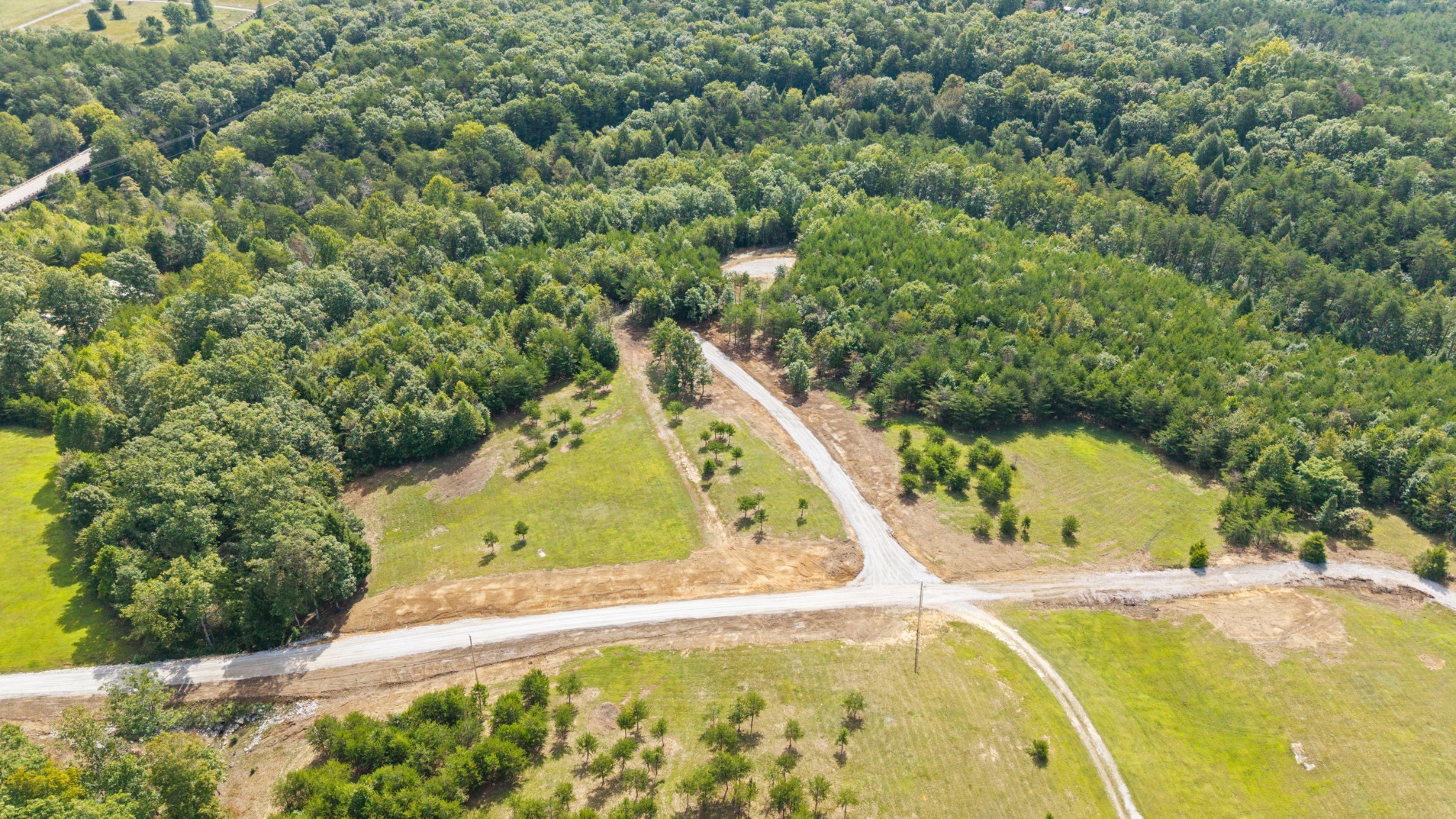 83 Creekview Ln