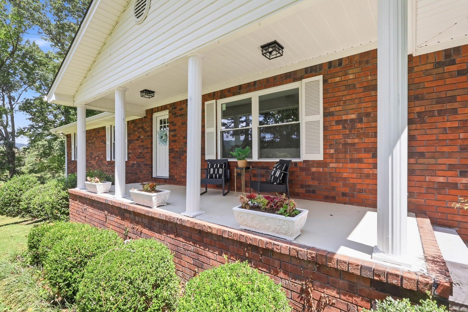 213 Dunn Farm Rd SE