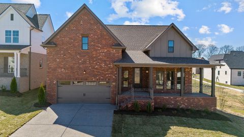 2032 WT Chandler Blvd #80 Gallatin TN 37066