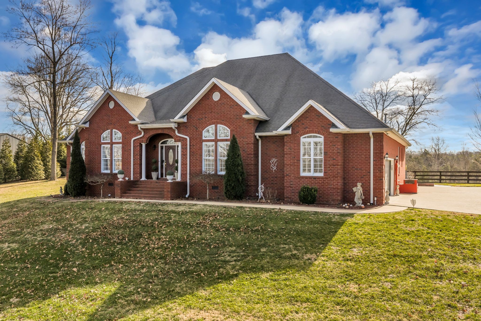 1270 Meeks Cemetery Rd