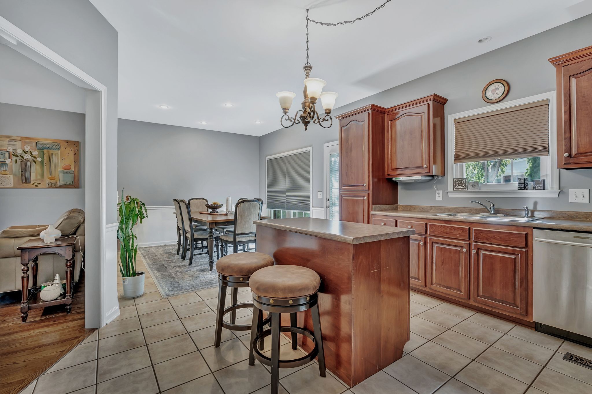 Murfreesboro, Tennessee 37129, United States, 4 Bedrooms Bedrooms, ,3 BathroomsBathrooms,Residential,Active,173073