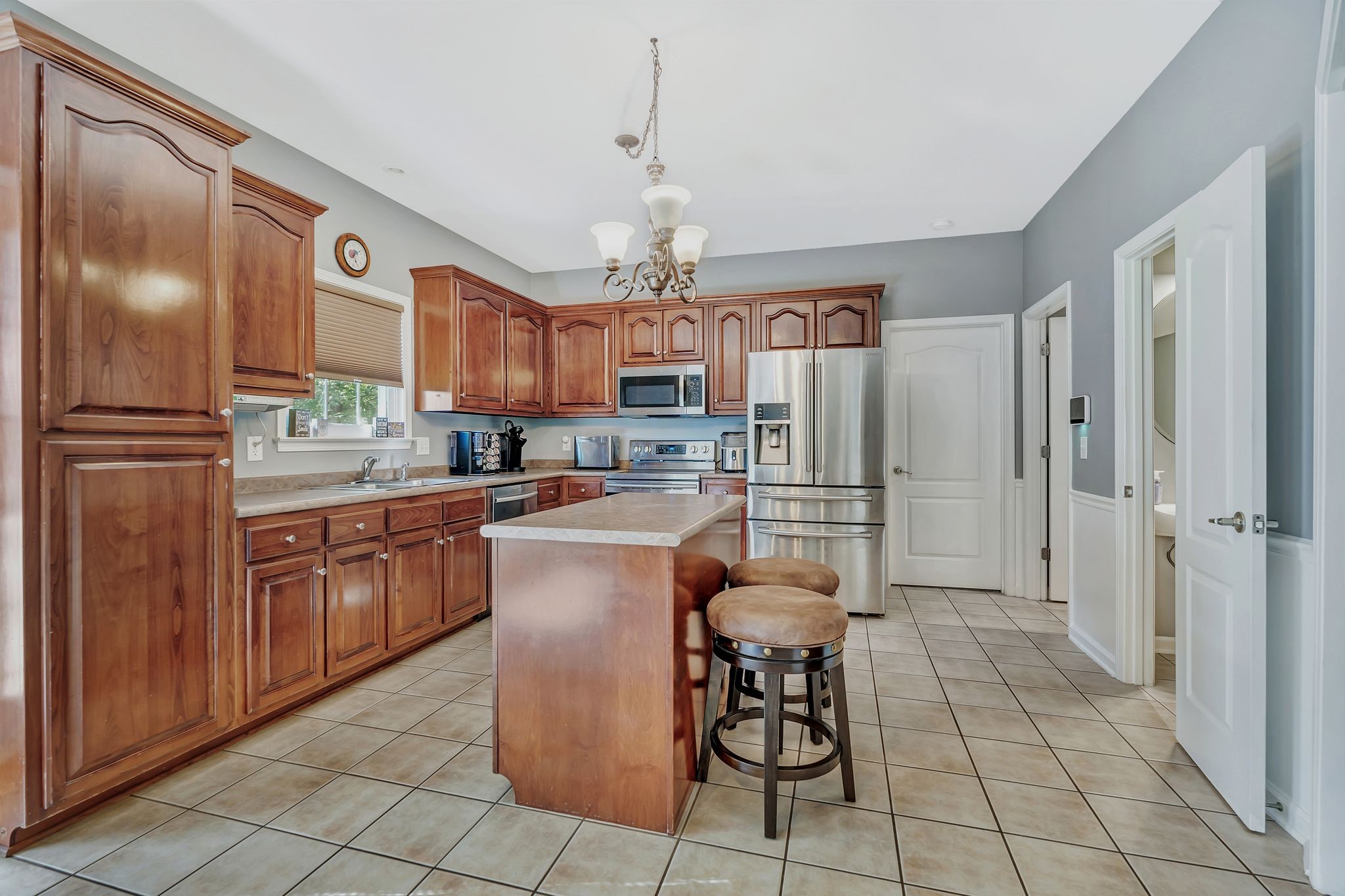 Murfreesboro, Tennessee 37129, United States, 4 Bedrooms Bedrooms, ,3 BathroomsBathrooms,Residential,Active,173073