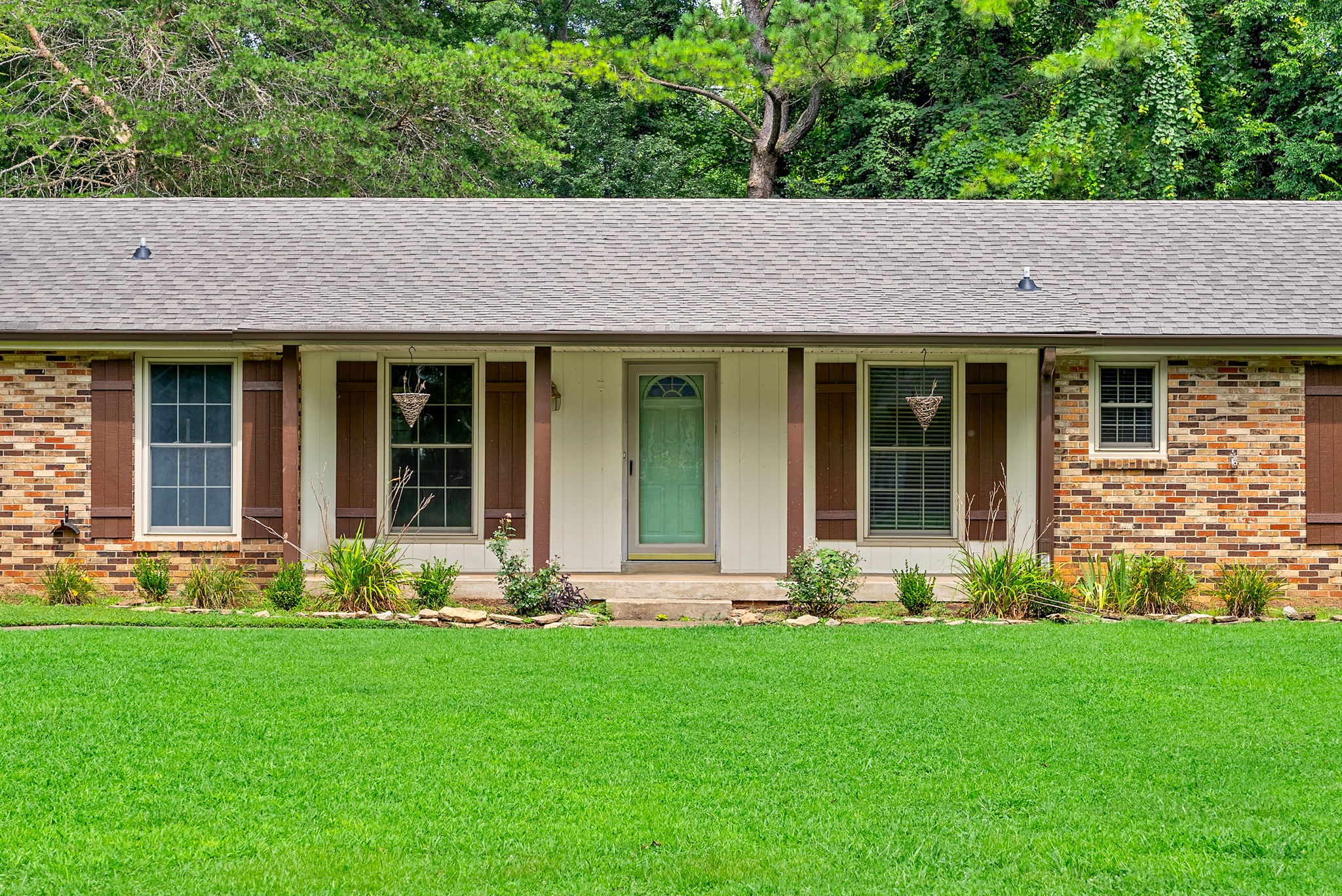 2172 Allendale Dr