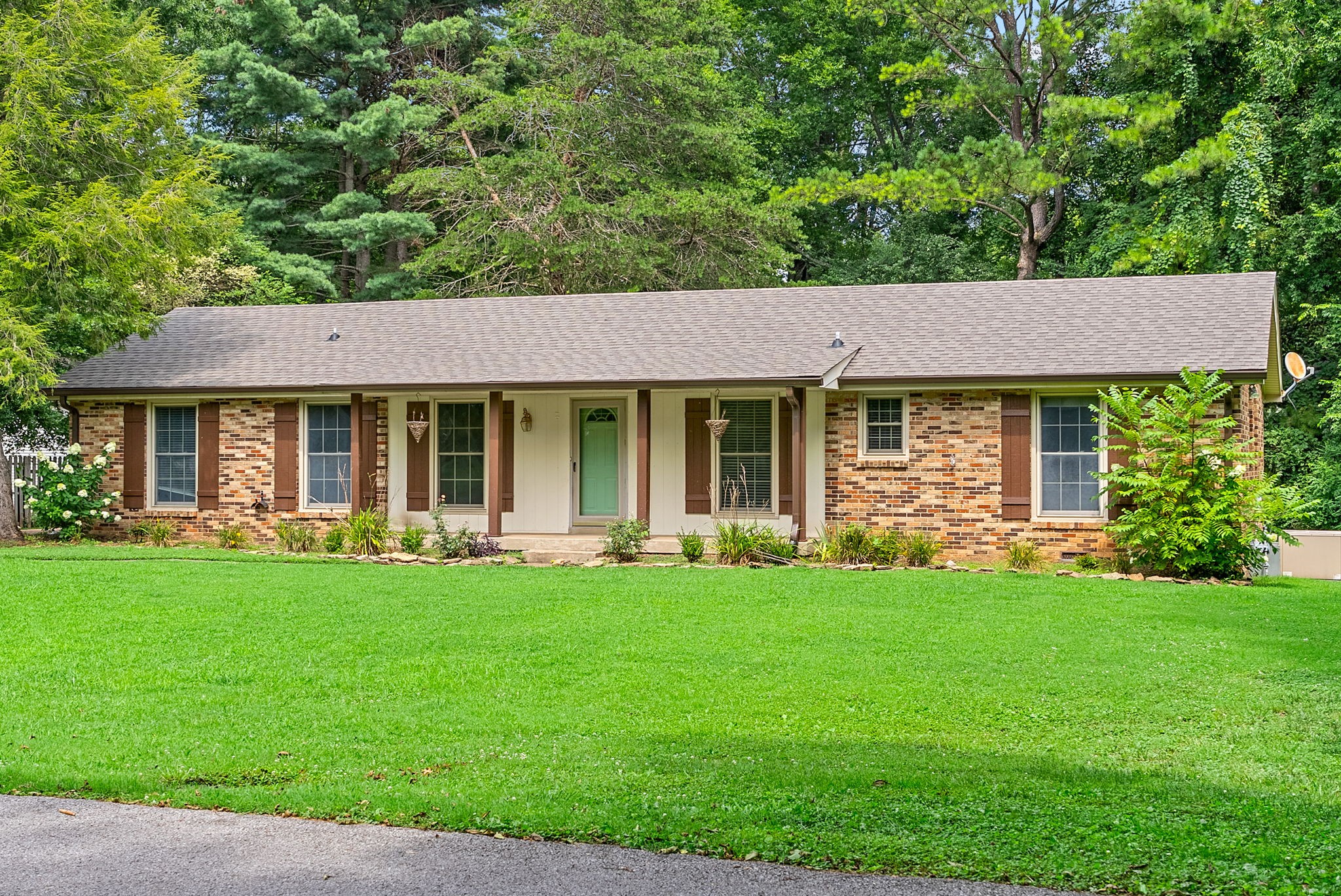 2172 Allendale Dr